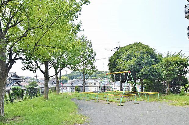 有馬かえで公園　距離約290m