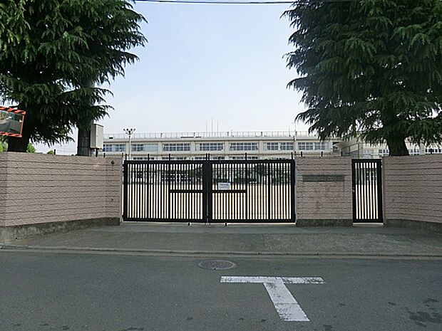 立川市立第四中学校　距離約1280m