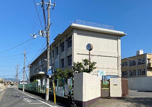 京都市立久世中学校まで1541m