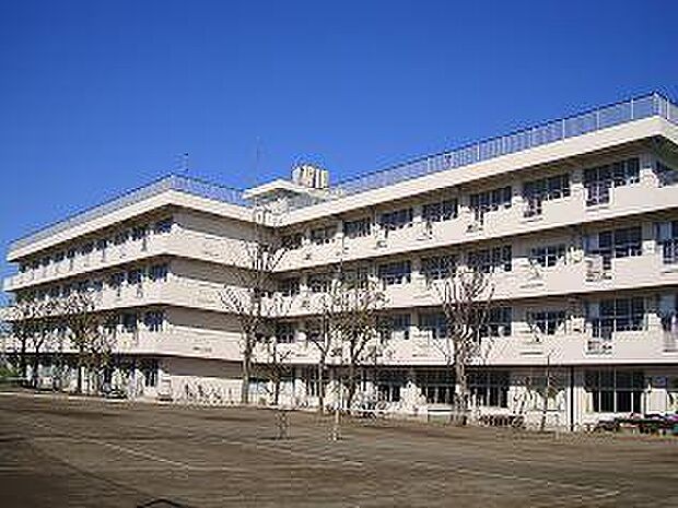 座間市立相模中学校まで1861m