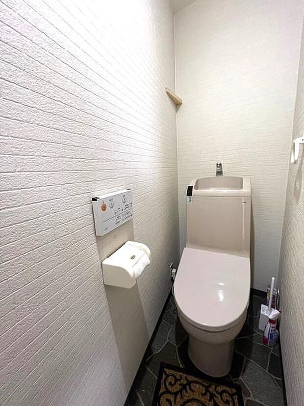 【トイレ】個室トイレは1階にあります。