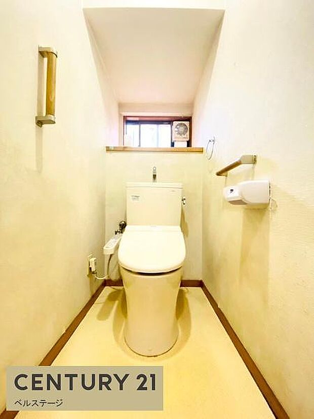トイレは1階と2階にございます！