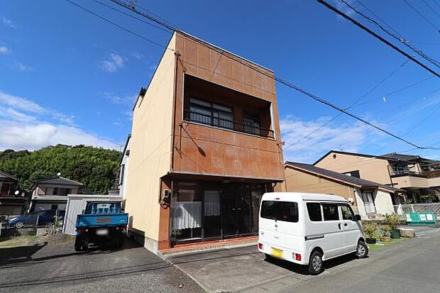             藤枝市藤枝3丁目　中古住宅
  