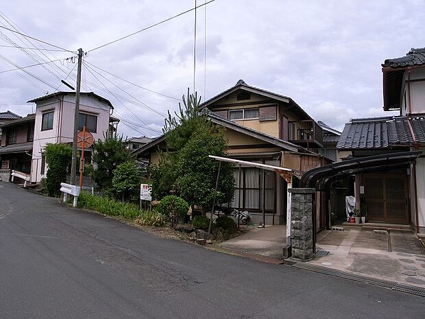 綾部上野町中古住宅（土地付き）(4LDK)の外観