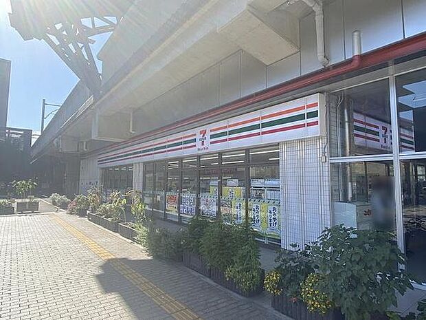 セブンイレブンハートインJR二条駅東口店まで179m