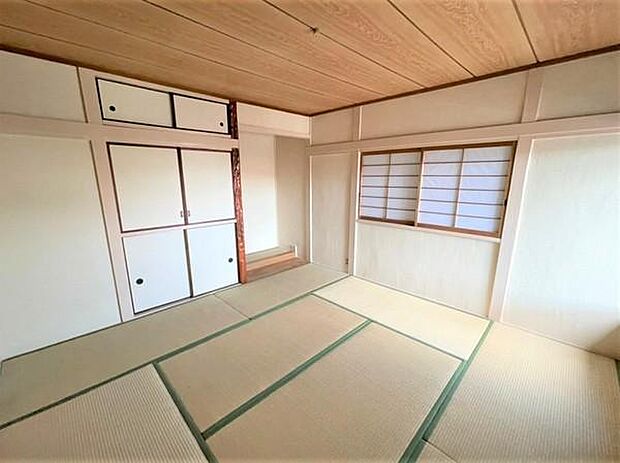 客間として、また子供の遊び場や寝室としても利用可能な日本の風土にあった居室です♪（2021年10月 撮影）