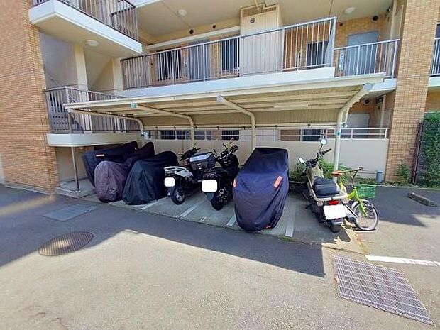 バイク置き場