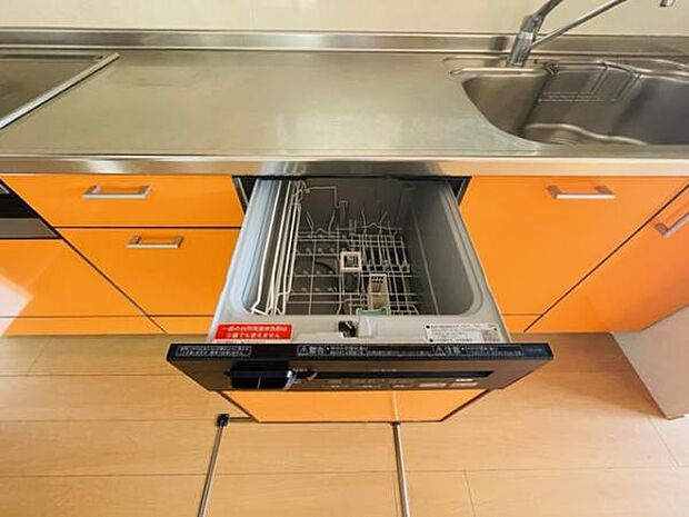 ☆キッチン食器洗浄機付きです！お料理の後の洗い物がとても簡単で便利です♪