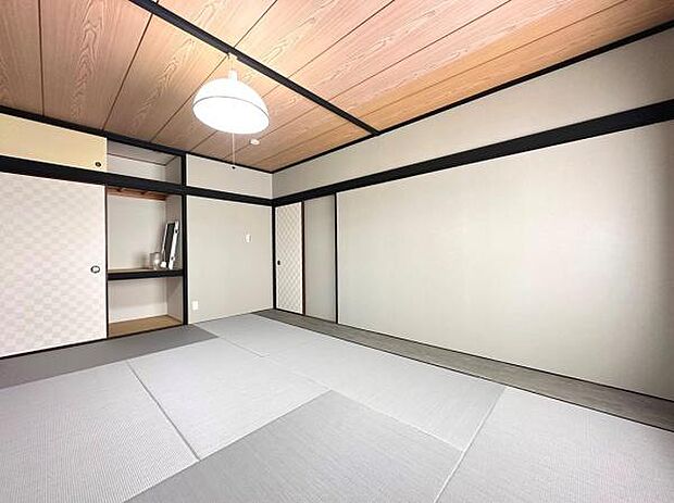 2階に独立した部屋として存在する和室は将来にわたって安心です。