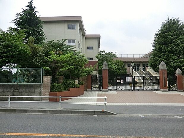 さいたま市立南浦和中学校まで959m