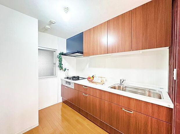 独立型のキッチンスペース！洗練されたデザインで、居心地も良い空間です。