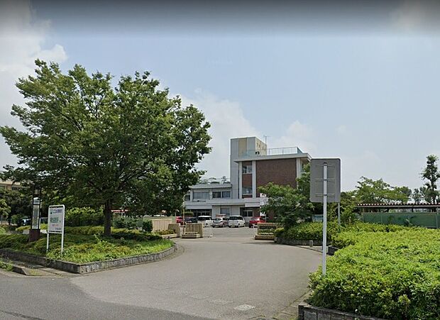 加須市立騎西中学校（260m）