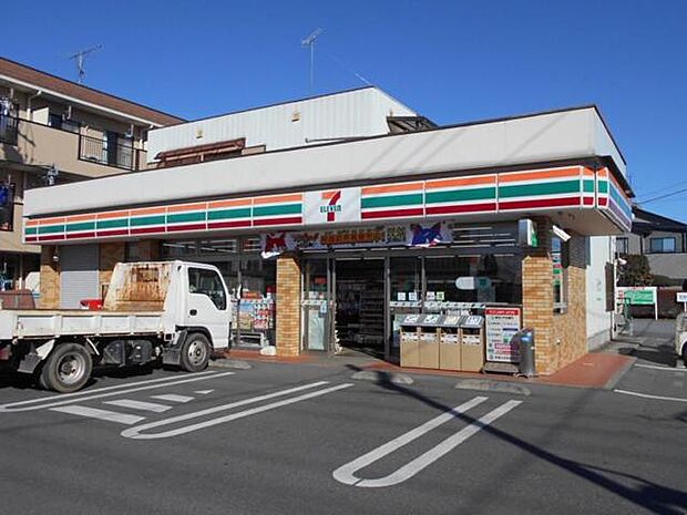 セブンイレブン蓮田馬込店（1200m）