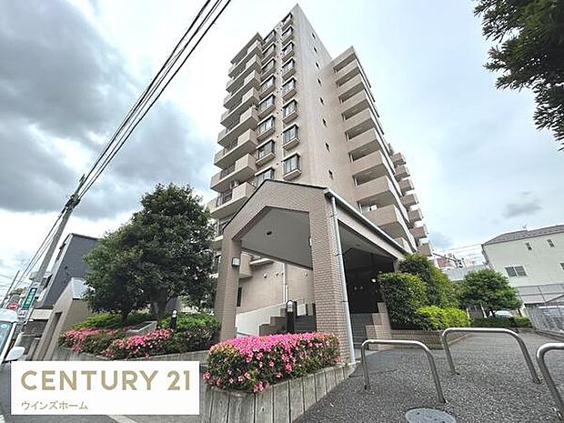 JR京浜東北線「浦和」駅から徒歩3分という好立地！11階建て・総戸数54戸のマンション住戸のご紹介です。