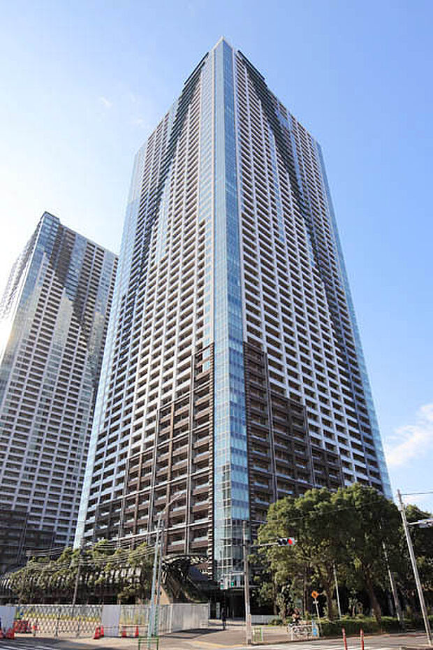             THE TOKYO TOWERS MID TOWER
  