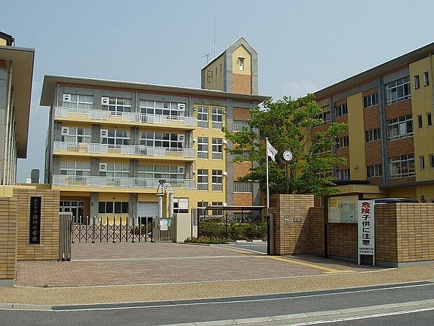 草津市立渋川小学校