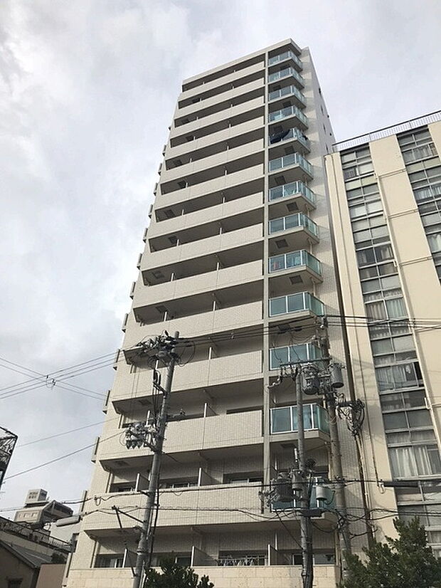 エステムコート南堀江IIIＣＨＵＲＡ(1K) 9階の外観