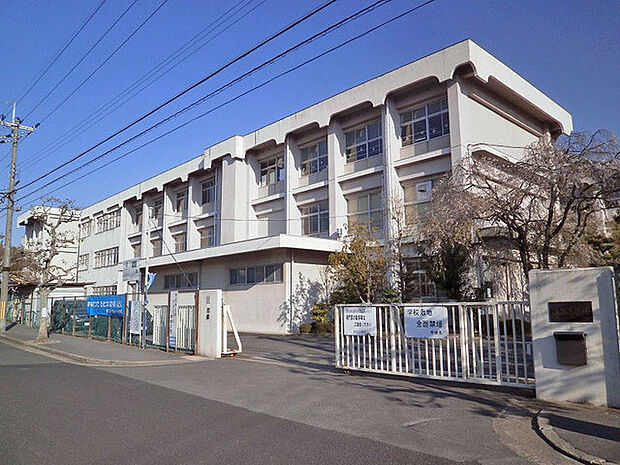 城陽市立深谷小学校