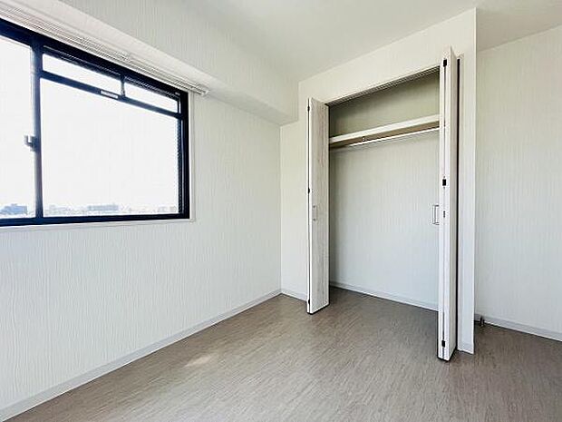 収納スペースをしっかり設けることで、お部屋を広く使うことができます