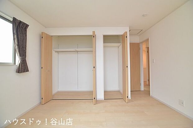 ”JR坂之上駅近くの築浅の売家”の洋室