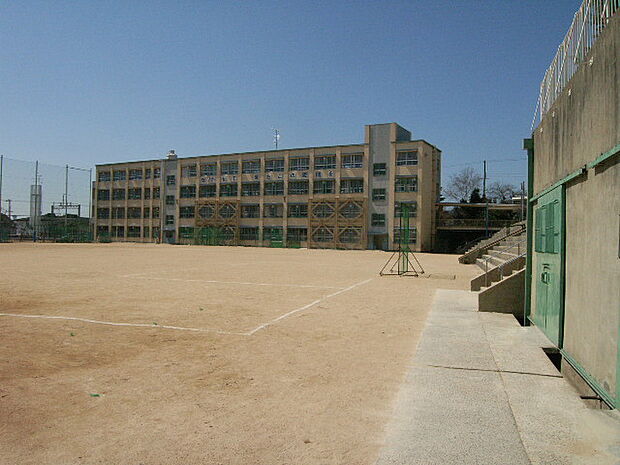 神戸市立住吉中学校