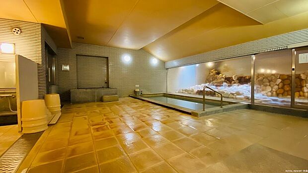 【温泉大浴場】1階にある大浴場は広々としており毎日ご利用頂けます。