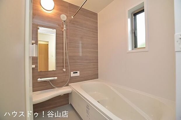 ”JR坂之上駅近くの築浅の売家”の浴室
