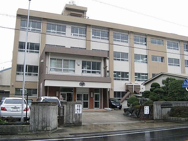 和歌山市立加太中学校まで202m