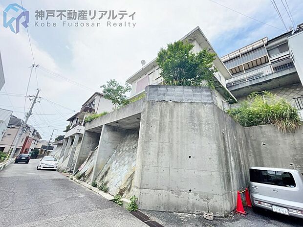 ≪舞子台１丁目≫・４K中古戸建(*^-^*)・角地物件です♪・駅まで徒歩圏内♪