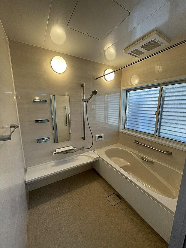 浴室乾燥機付のユニットバス