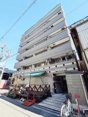 阪急神戸線十三駅まで徒歩2分