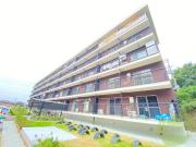 高津橋農住団地B棟