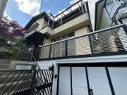 箕面8丁目貸家 西棟