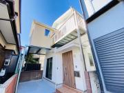 大泉町3丁目戸建