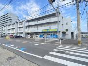 カリーナ春日