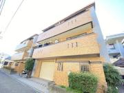 阪急宝塚線石橋阪大前駅まで徒歩17分