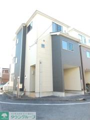 平岡町まるき貸家