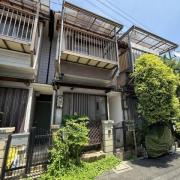 朝日町貸家