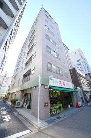 ＪＲ山手線神田駅まで徒歩4分