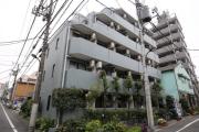 ＪＲ山手線新宿駅まで徒歩25分