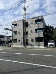 西鉄天神大牟田線雑餉隈駅まで徒歩13分