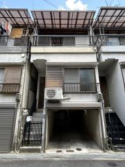 東大阪市六万寺町1-17-13 貸家