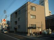 高松琴平電鉄琴平線榎井駅まで徒歩15分