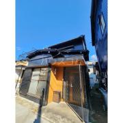 本巣市仏生寺貸家 中