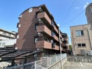ニューバーリア学院坂 角