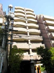 マヌアール中目黒