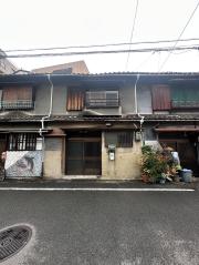紅屋町貸家 右2