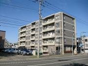 地下鉄東豊線東区役所前駅まで徒歩10分