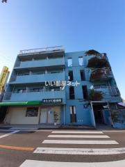 地下鉄西神・山手線伊川谷駅までバス約10分 徒歩1分