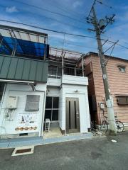 近鉄難波・奈良線八戸ノ里駅まで徒歩10分